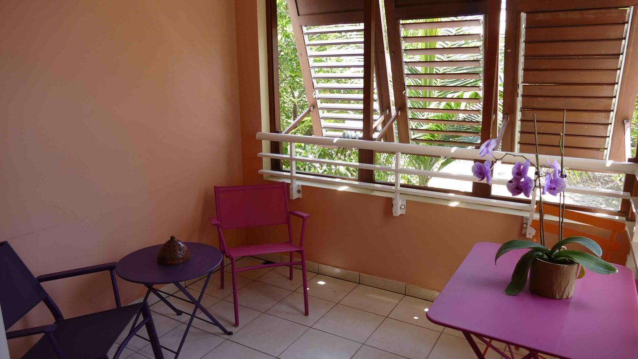 Le Kerveguen Hotell Saint-Gilles-les Bains Exteriör bild